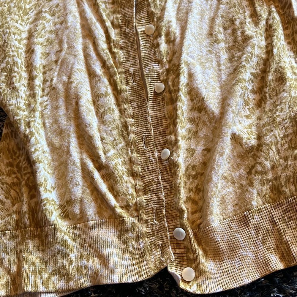 Talbots medium cardigan - Picture 4 of 5